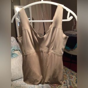 Honeylove Liftwear Tank Sand 1x